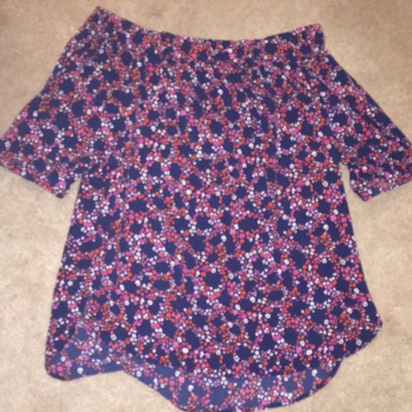 MICHAEL Michael Kors Tops - Michael Kors off the shoulder top